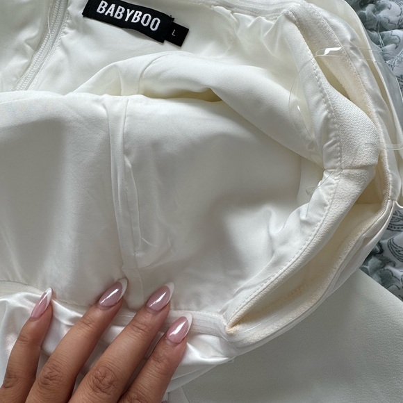 Babyboo White Off-Shoulder Dress - Picture 5 of 6